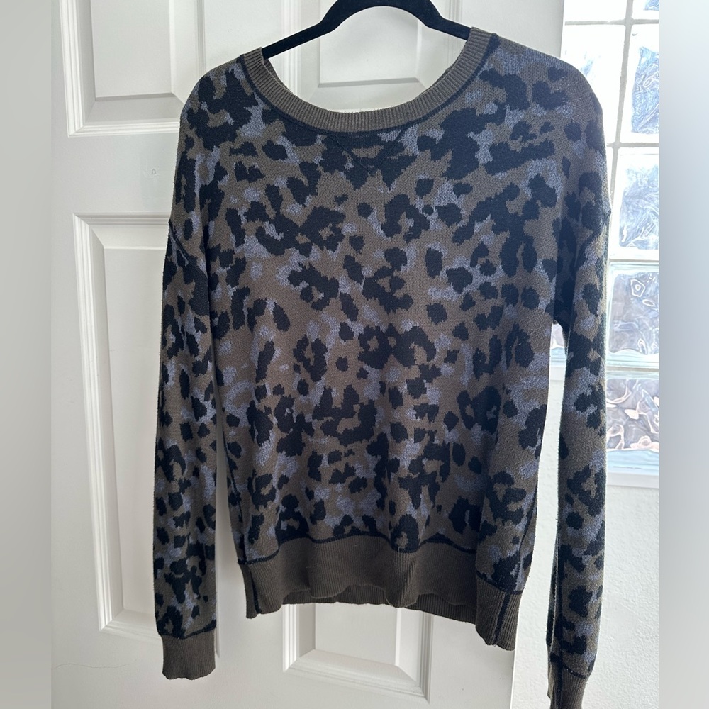 Green grey and black camo sweater in good condition
